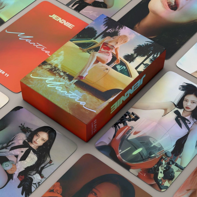 [PRE-ORDER] Jennie Mantra holographic lomocards (55pcs)