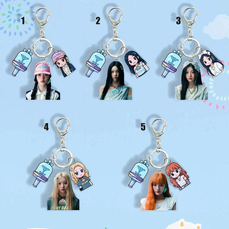 ILLIT member acrylic keyring