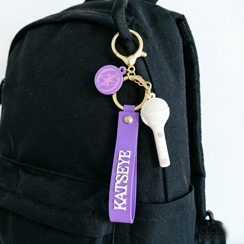 KATSEYE rubber keyring packaging