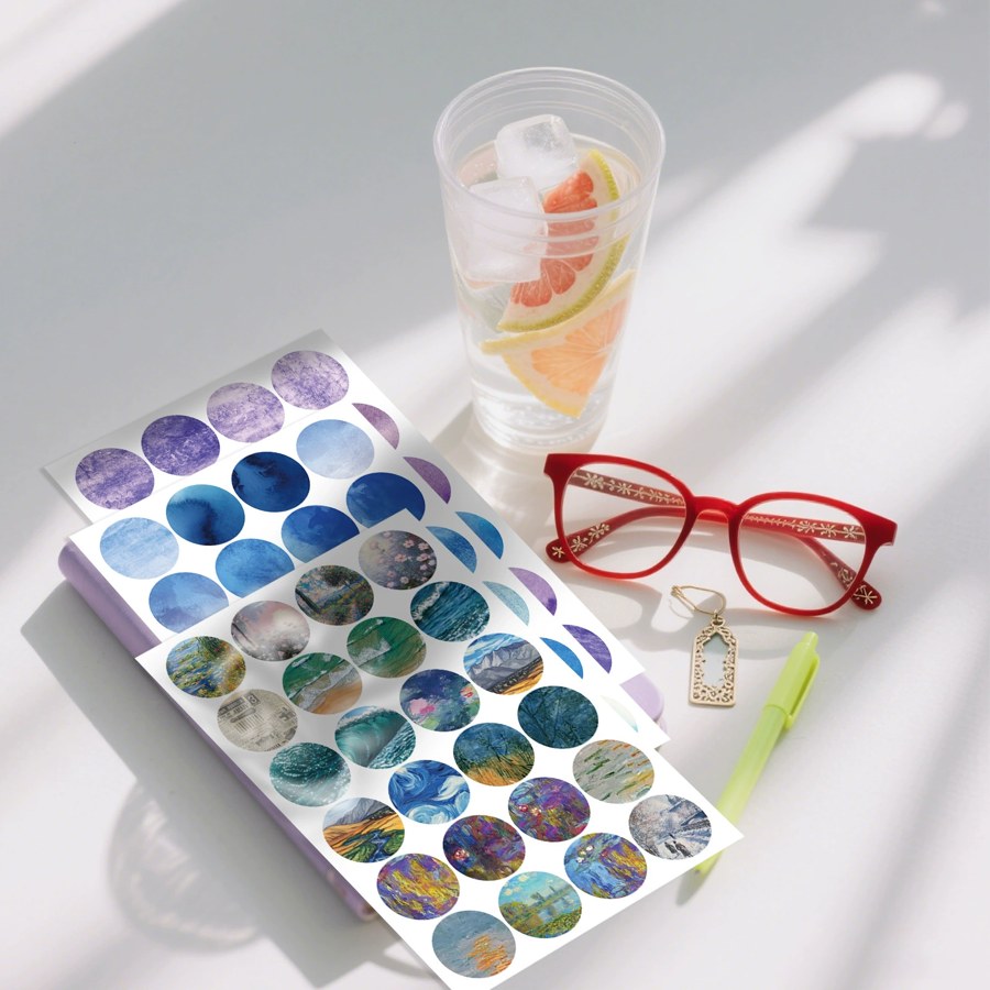 Round stickers for journaling