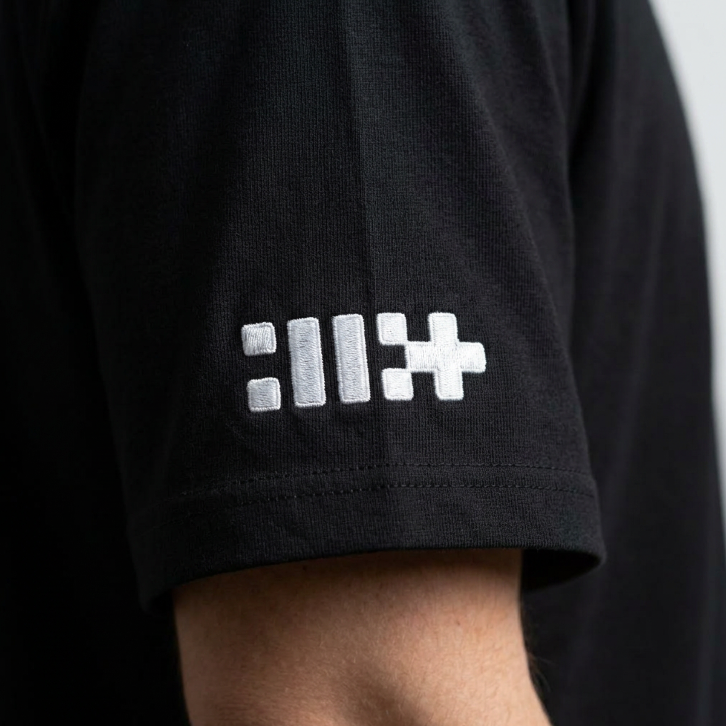 [PRE-ORDER] ILLIT NCA Embroidered T-shirt Black