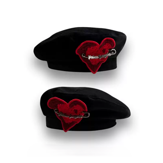 [PRE-ORDER] Retro Heart Pin Beret – Autumn/Winter Designer Style
