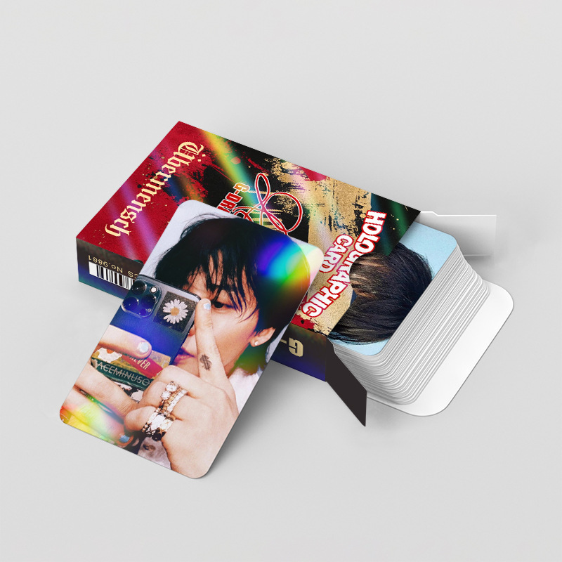 [PRE-ORDER] G-DRAGON holographic lomocards (124pcs)