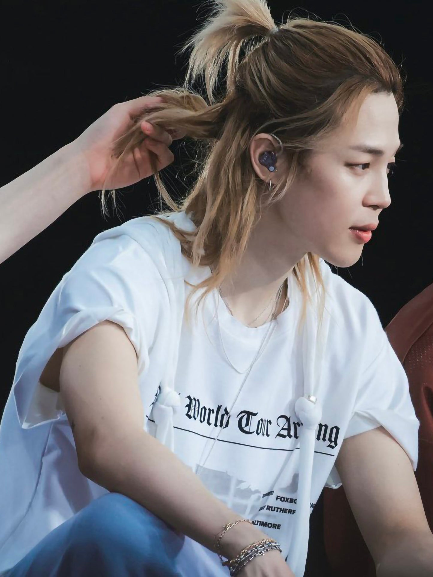 [PRE-ORDER] BTS Arirang Newspaper T-shirt