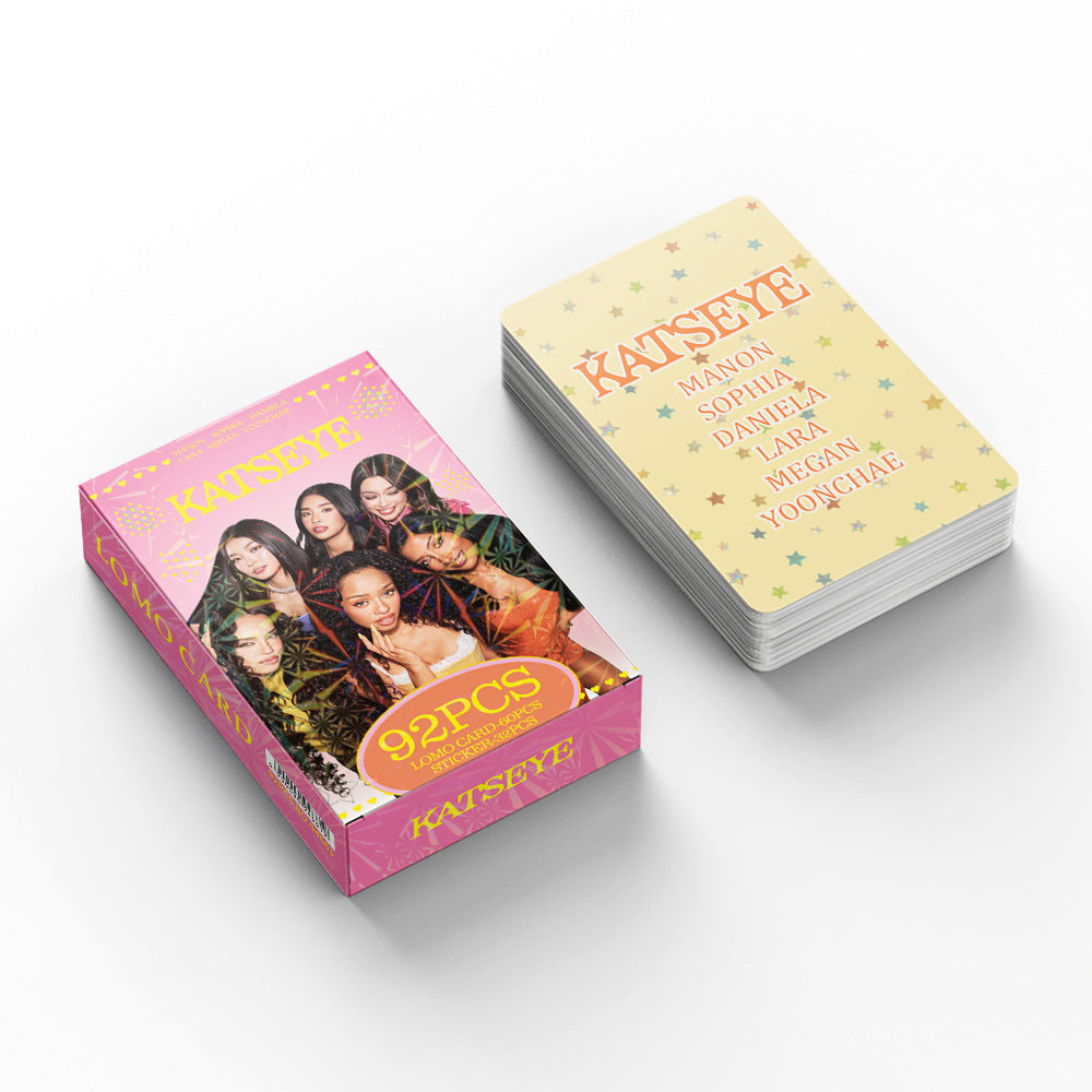 [Në Gjendje] KATSEYE peach ver lomocards (92pcs)