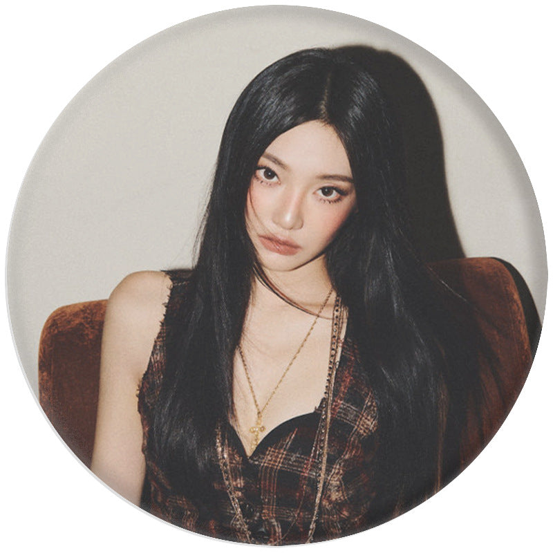 [PRE-ORDER] AESPA SG 2026 Picture Badge / Mirror Keychain