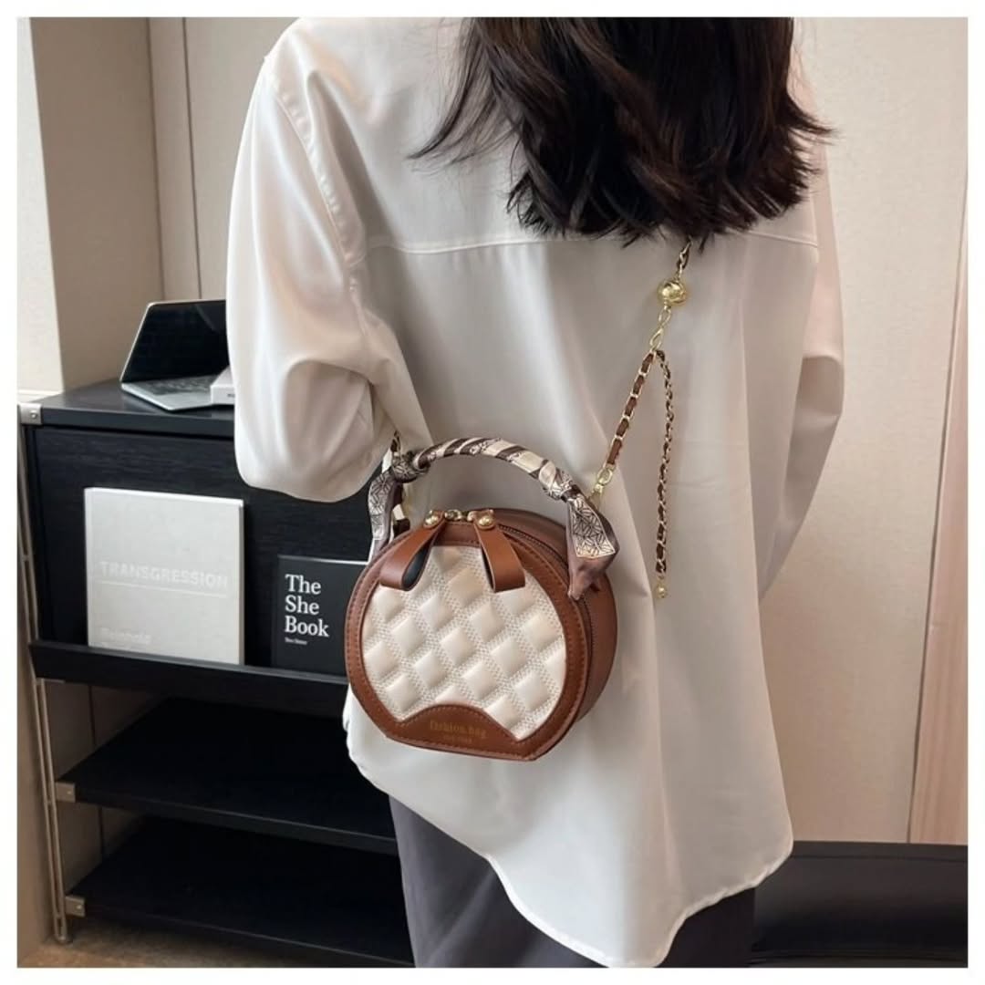 [PRE-ORDER] Small round bag