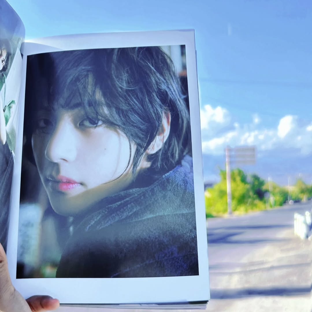 [PRE-ORDER] BTS Taehyung 'Layover' Photo Album