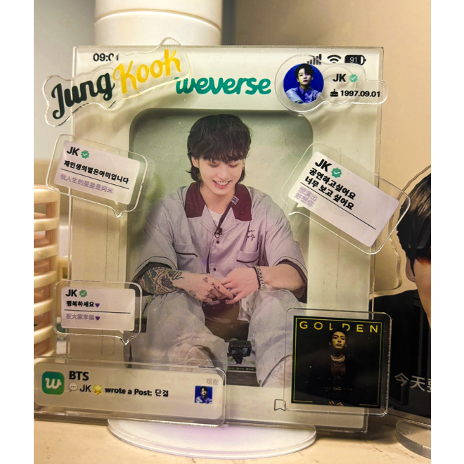 [Në Gjendje] BTS Jungkook Standee Weverse Acrylic Holder