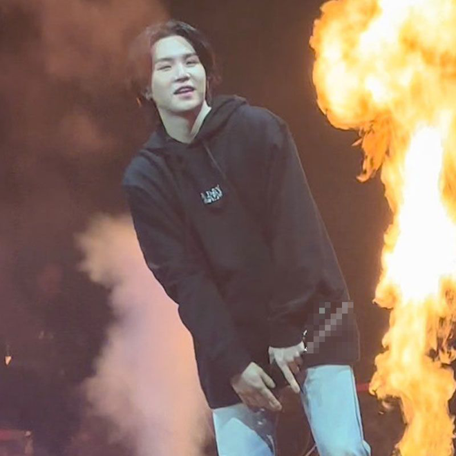 [PRE-ORDER] BTS Agust D D-Day Flame Hoodie