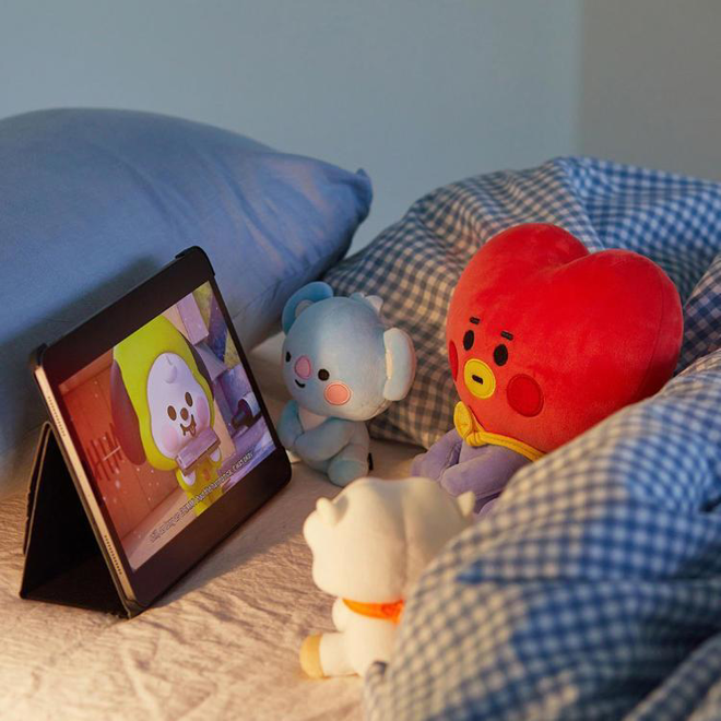 [PRE-ORDER] BTS BT21 Sitting Doll (20 cm) – Unofficial