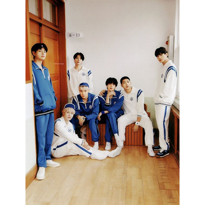 [PRE-ORDER] BTS OFFICIAL - Special 8 Photo-Folio Us Ourselves And BTS We