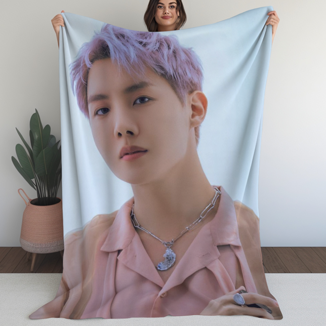 [PRE-ORDER] Customized BTS J-HOPE Blanket (Batanije e personalizuar)