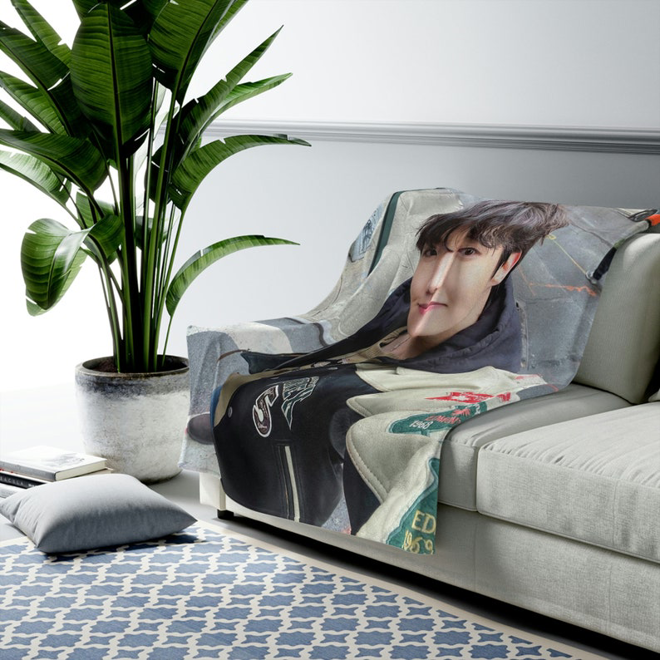 [PRE-ORDER] Customized BTS J-HOPE Blanket (Batanije e personalizuar)
