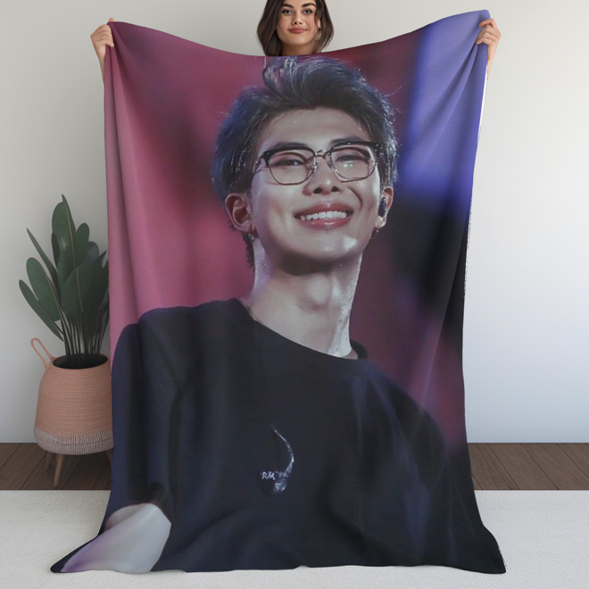 [PRE-ORDER] BTS RM Customized Blanket (Batanije e personalizuar)