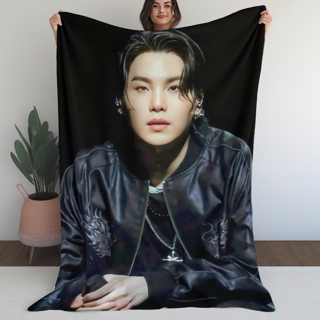 [PRE-ORDER] BTS Yoongi Customized Blanket (Batanije e personalizuar)