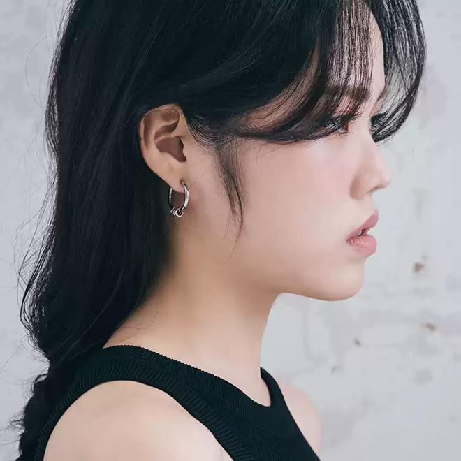 [PRE-ORDER] BTS Jimin & Suga small pendant earring