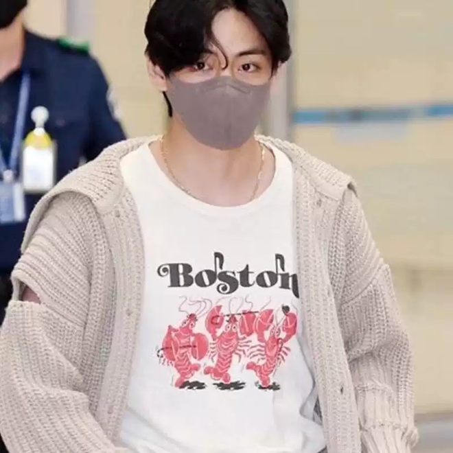 [PRE-ORDER] BTS Taehyung same style airport T-shirt