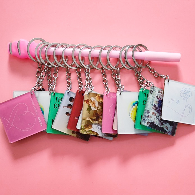[PRE-ORDER] BTS Solo Discography Acrylic Keyring