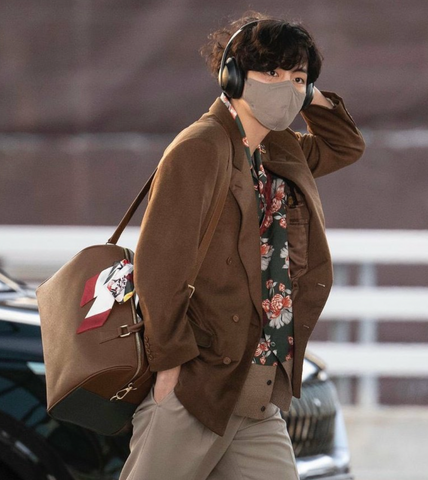 [PRE-ORDER] BTS V Mute Boston Bag Mini
