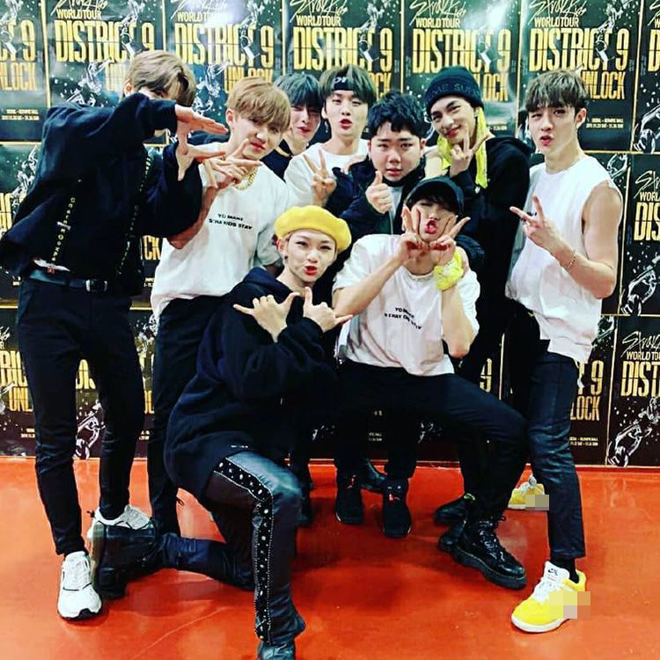 [PRE-ORDER] Stray Kids District 9 Unlock T-shirt