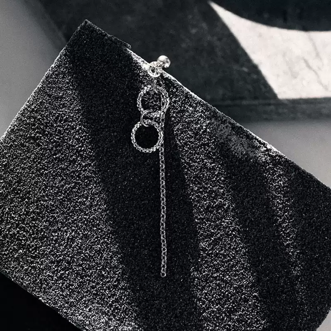 [PRE-ORDER] ATEEZ group Kim Hongjoong same style double ring chain earring