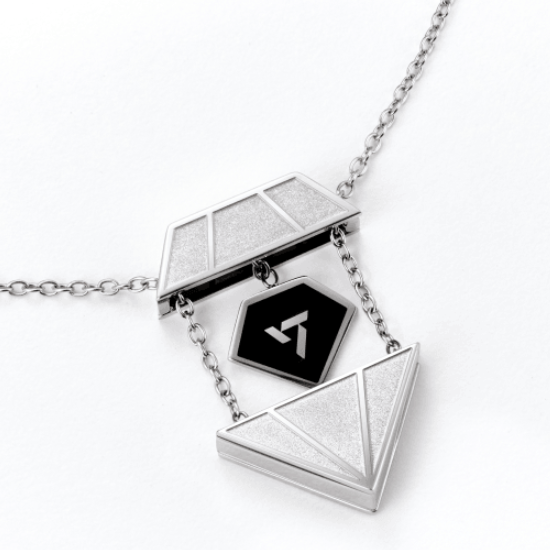 [PRE-ORDER] Seventeen 9th anniversary necklace