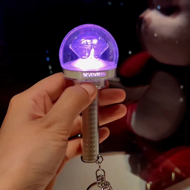 [PRE-ORDER] SEVENTEEN Lighting Keyring