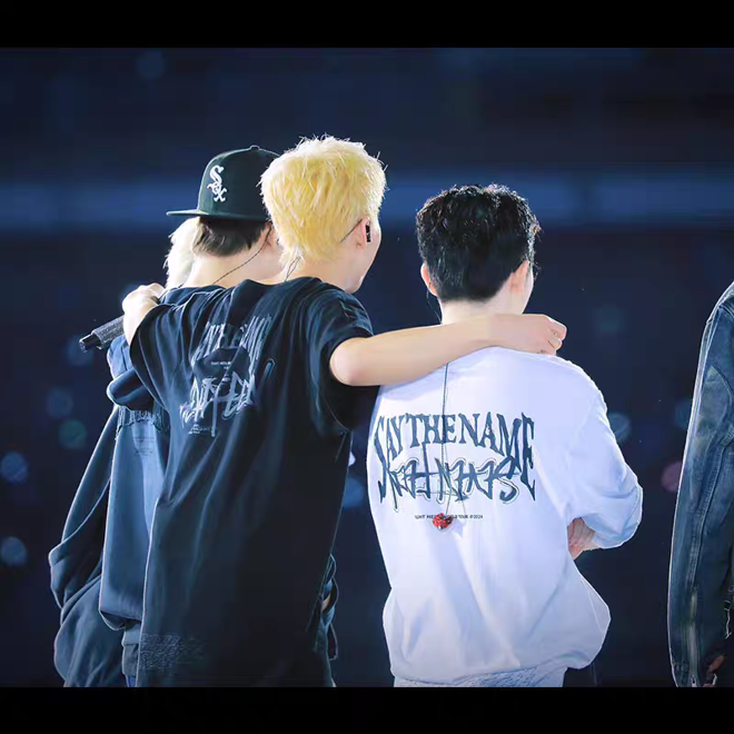 [PRE-ORDER] Seventeen 'Right Here' T-shirts