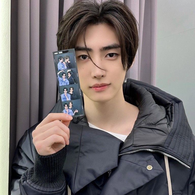 [PRE-ORDER] ENHYPEN Photoism (Photo Booths) (7pcs)