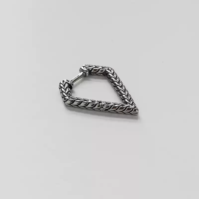 [PRE-ORDER] ENHYPEN HEESEUNG same style titanium steel heart-shaped earring
