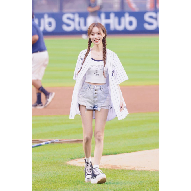 [PRE-ORDER] AESPA Yankees Baseball Jersey
