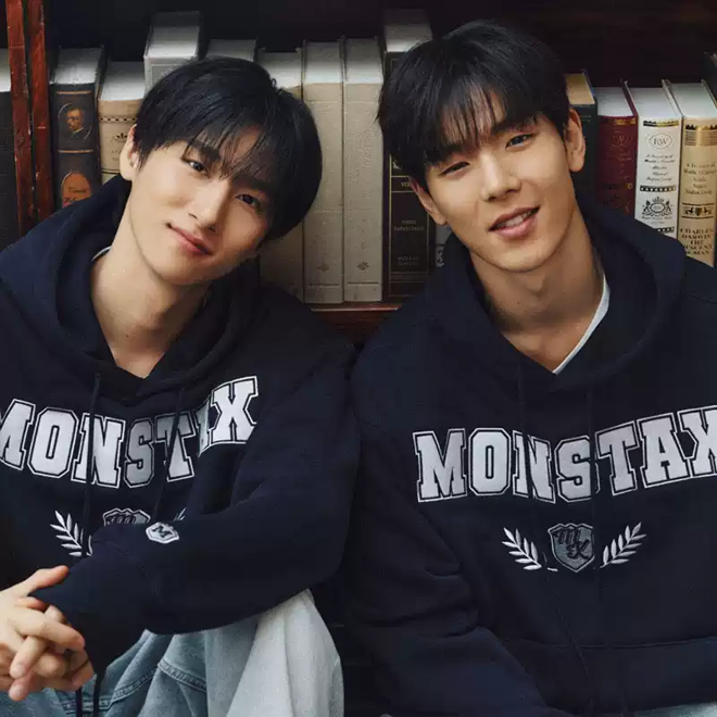 [PRE-ORDER] MONSTA X2024 Christmas Message Hoodie