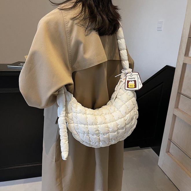 [PRE-ORDER] VIRAL Puffy Sling Bag