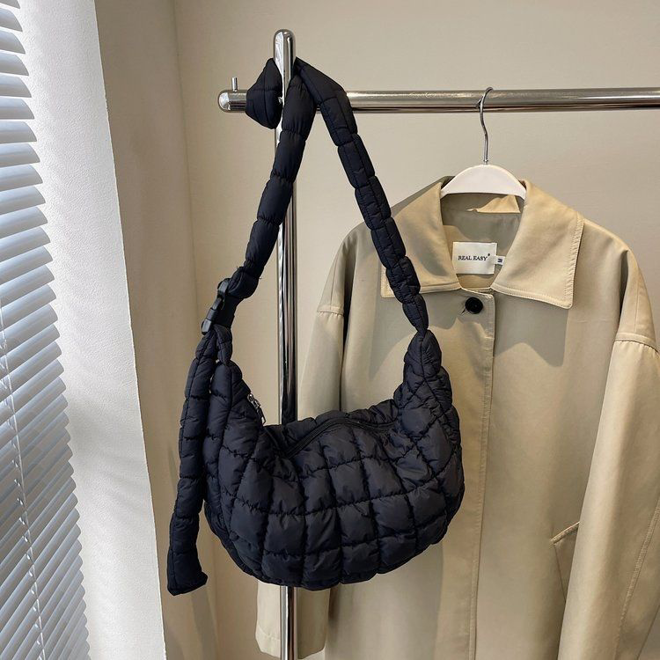 [PRE-ORDER] VIRAL Puffy Sling Bag