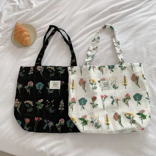 [PRE-ORDER] Floral Tote Bag
