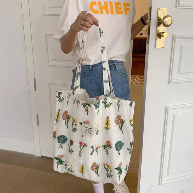 [PRE-ORDER] Floral Tote Bag