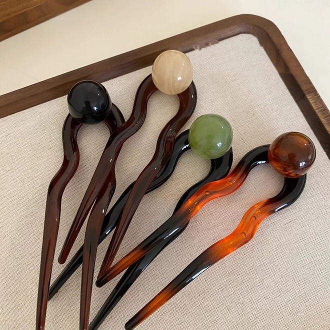 [PRE-ORDER] Korean Style Acrylic Hair Clips