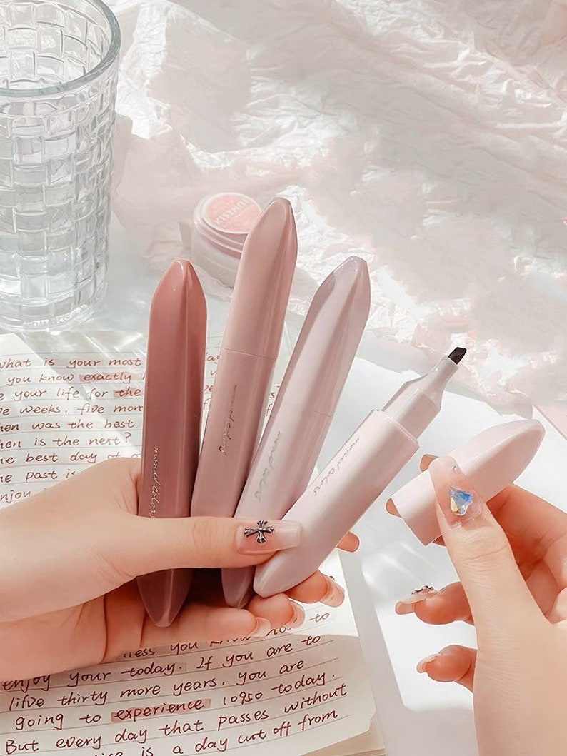 [PRE-ORDER] 4PCS Monet Colors Highlighter Marker Pens