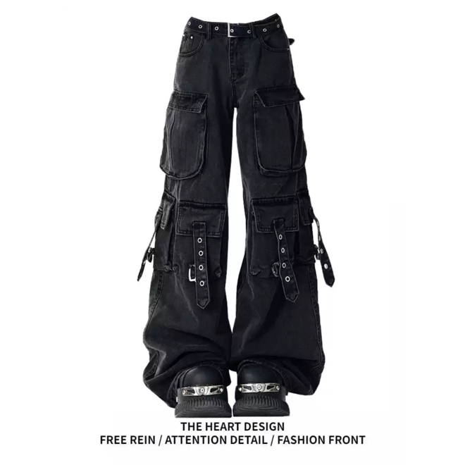 [PRE-ORDER] Korean-Style Loose-Fit Multi-Pocket Black Jeans