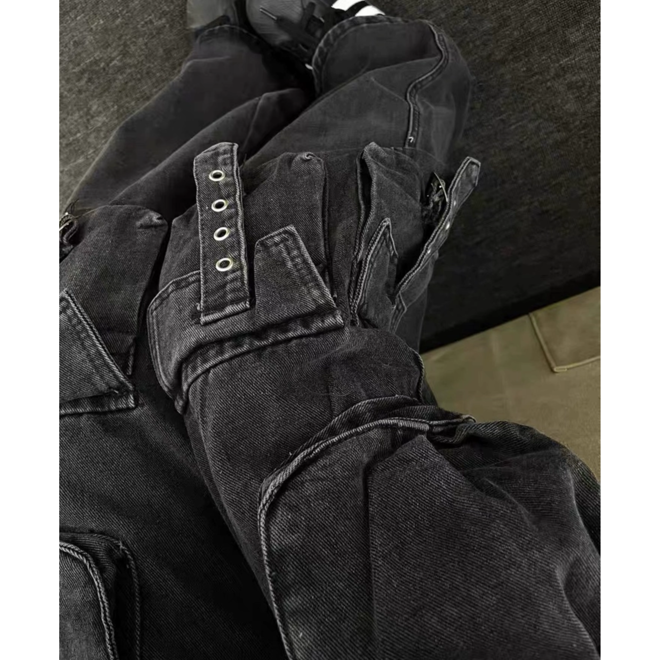 [PRE-ORDER] Korean-Style Loose-Fit Multi-Pocket Black Jeans