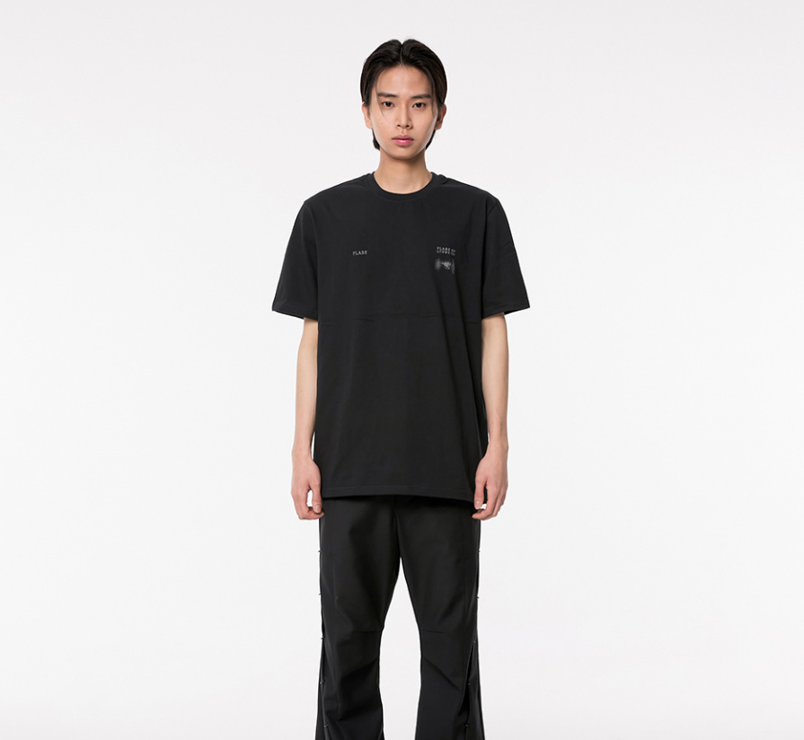 [PRE-ORDER] BRAND: BTS Jungkook Style – FLAREUP Loose Fit Black T-Shirt