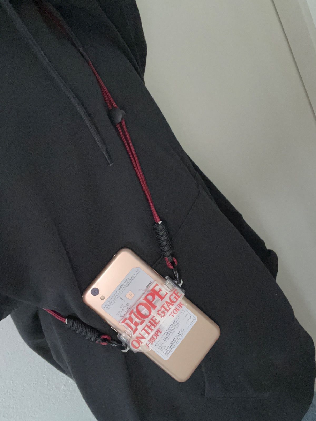 [PRE-ORDER] BTS J-Hope 'Hope On The Stage' Concert Acrylic Clip Smartphone Holder