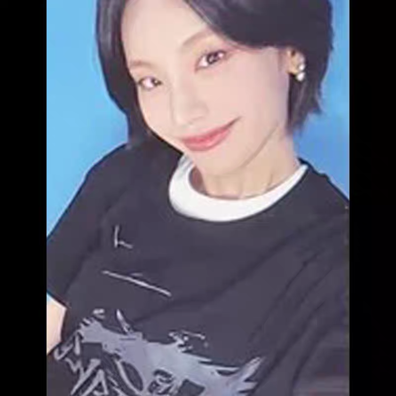 [PRE-ORDER] ITZY 'Gils Will Be Girls' T-shirts