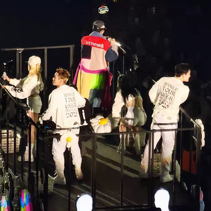 [PRE-ORDER] G-DRAGON Übermensch Tour Sweatshirts
