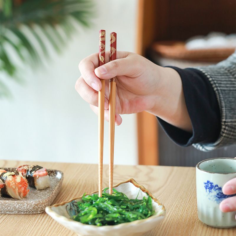 [Në Gjendje] Set of 5 Bamboo Chopsticks