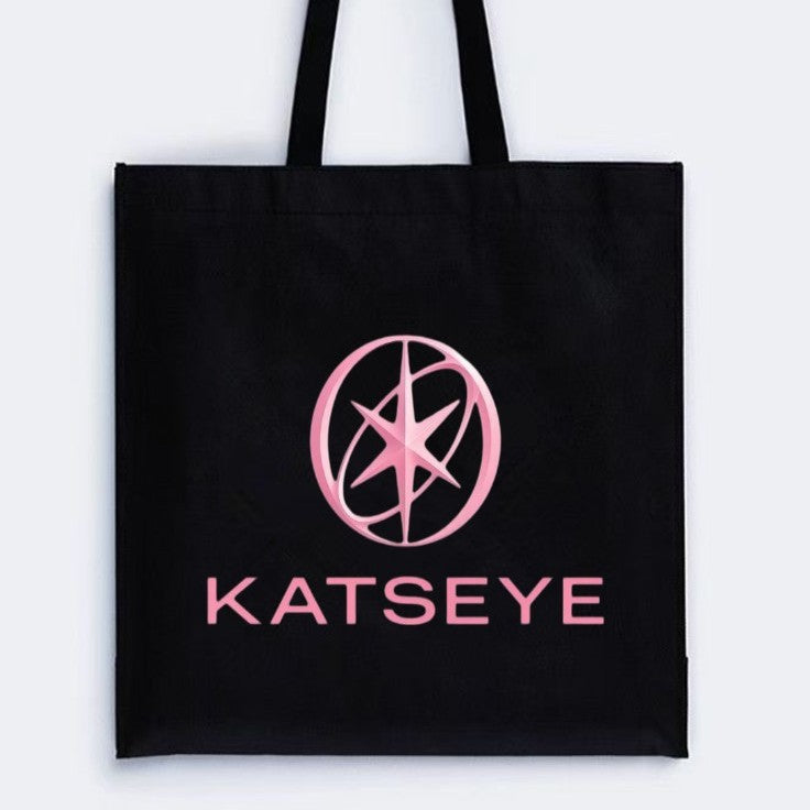 [Në Gjendje] Katseye Logo Black Tote Bag