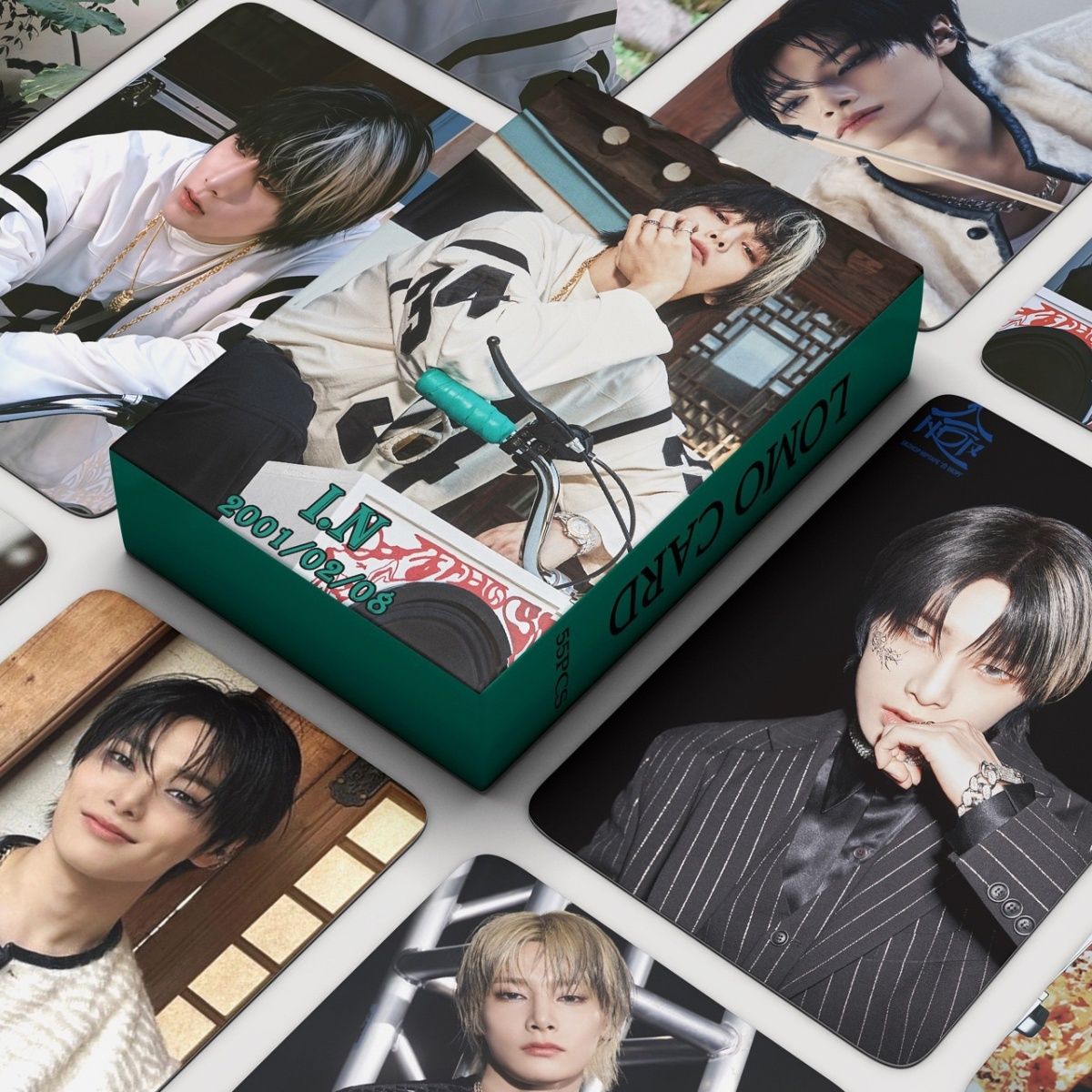 [PRE-ORDER] Stray Kids I.N HOP lomocards (55pcs)