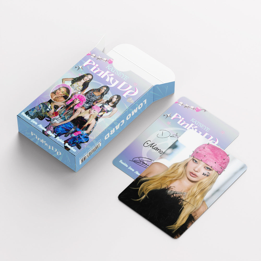[Në Gjendje] KATSEYE 'Pinky Up' ver.2 lomocards (92pcs)