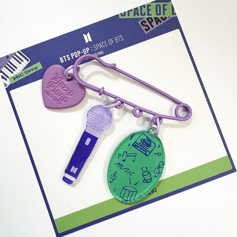 [PRE-ORDER] BTS Acrylic Set Pin Brooch